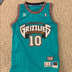 Vancouver grizzlies jersey